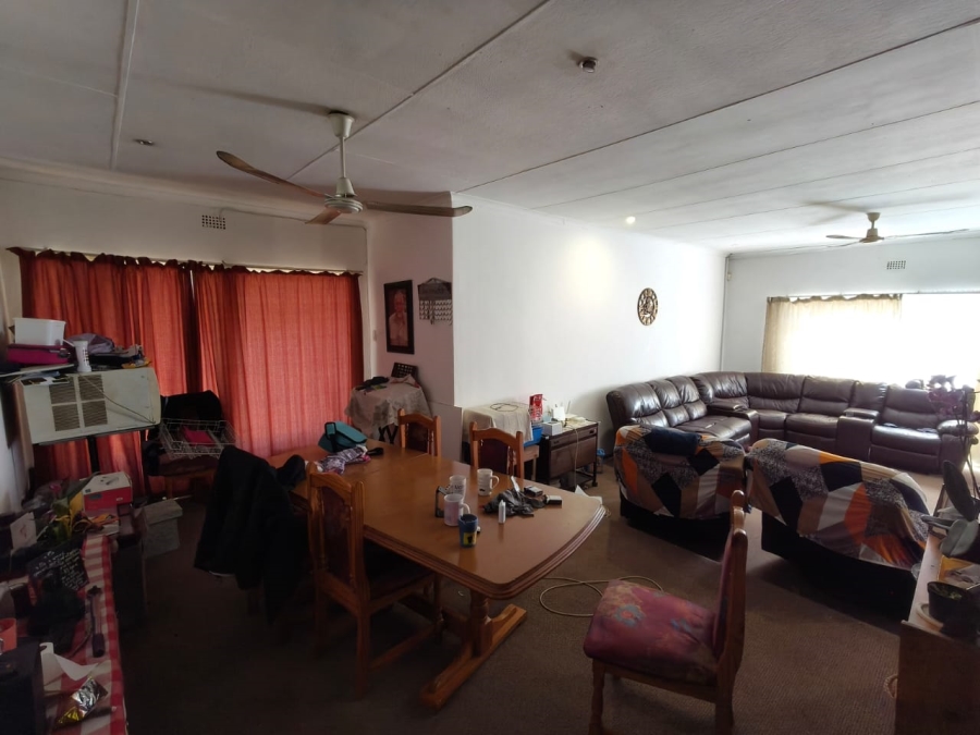 3 Bedroom Property for Sale in Protea Park North West